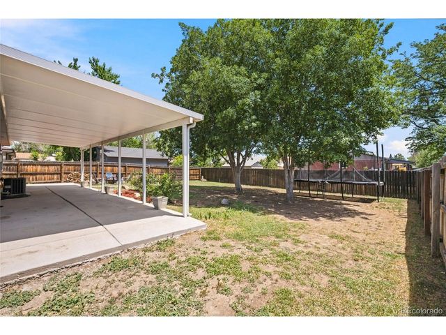 8402 Chase St, Arvada, CO 80003