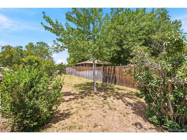 8402 Chase St, Arvada, CO 80003