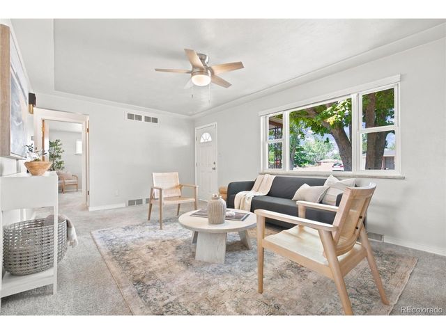 8402 Chase St, Arvada, CO 80003