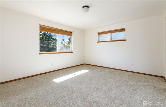 1279 Halsey Drive, Coupeville, WA 98239