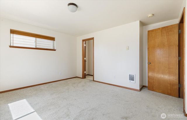 1279 Halsey Drive, Coupeville, WA 98239
