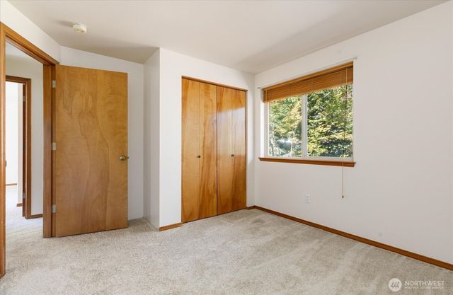 1279 Halsey Drive, Coupeville, WA 98239