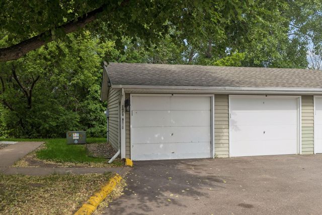 2478 Cobble Hill Alcove D, Woodbury, MN 55125