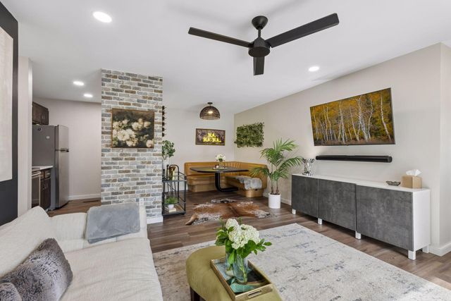 2478 Cobble Hill Alcove D, Woodbury, MN 55125