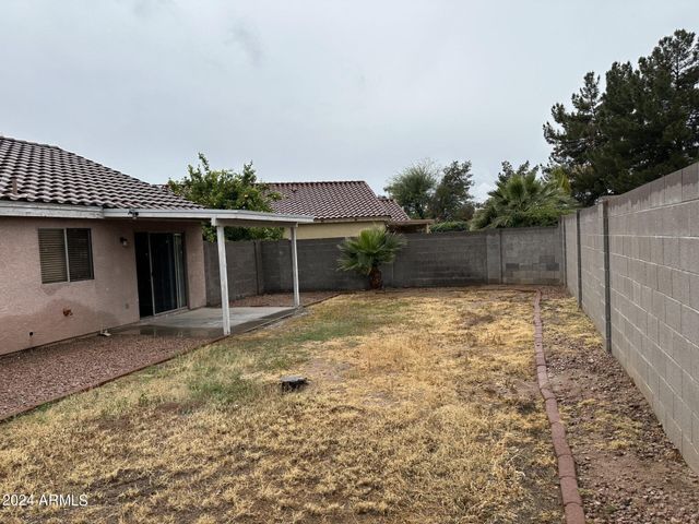 1006 S Slater Circle, Mesa, AZ 85206