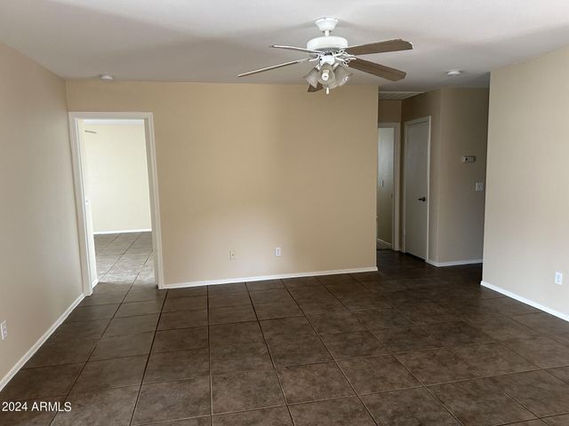 1006 S Slater Circle, Mesa, AZ 85206