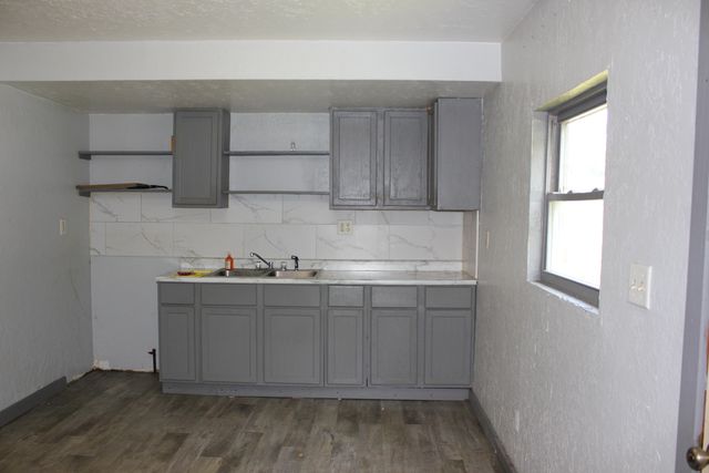 4100 Liverpool Road, Lake Station, IN 46405