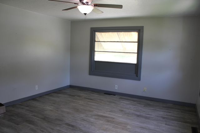 4100 Liverpool Road, Lake Station, IN 46405