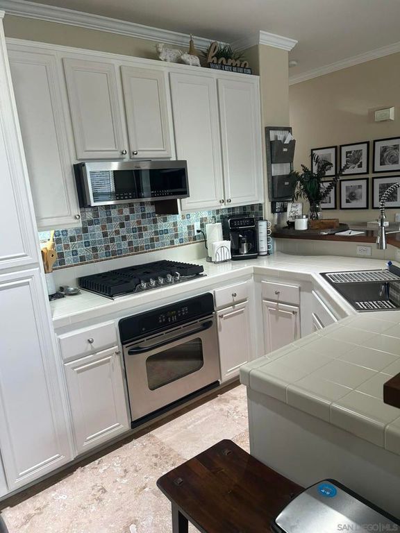 Image 11 of property listing at 270 Benviana Dr 150, Chula Vista, CA 91914