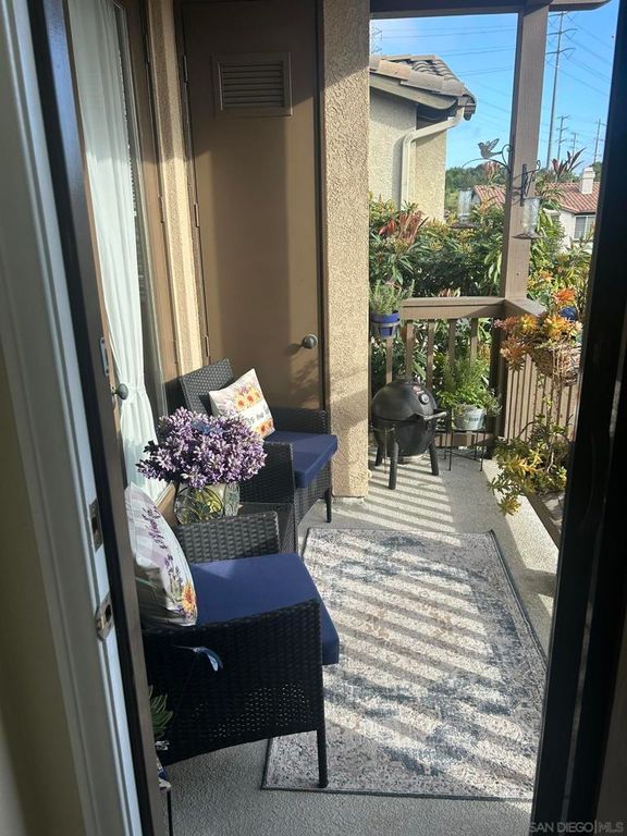 Image 9 of property listing at 270 Benviana Dr 150, Chula Vista, CA 91914