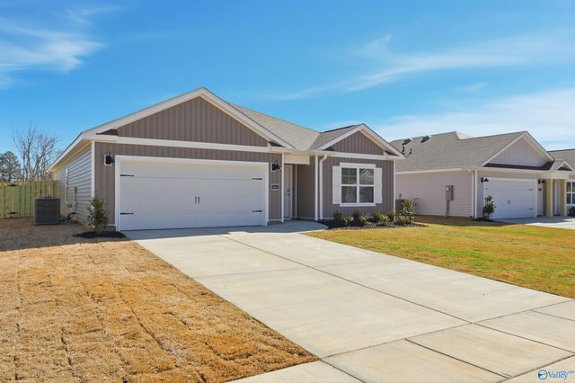 9943 Sequoyah Cove Drive, Owens Cross Roads, AL 35763