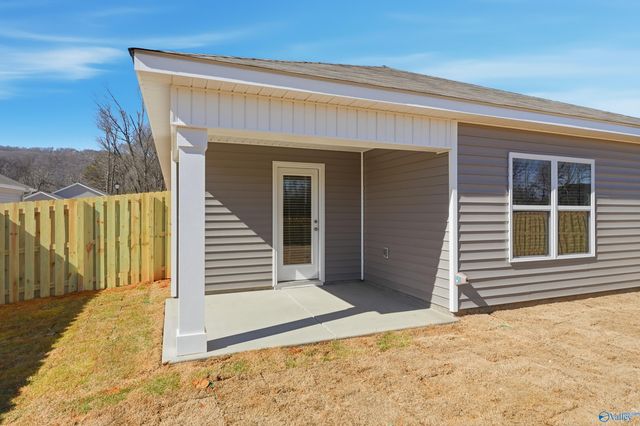 9943 Sequoyah Cove Drive, Owens Cross Roads, AL 35763