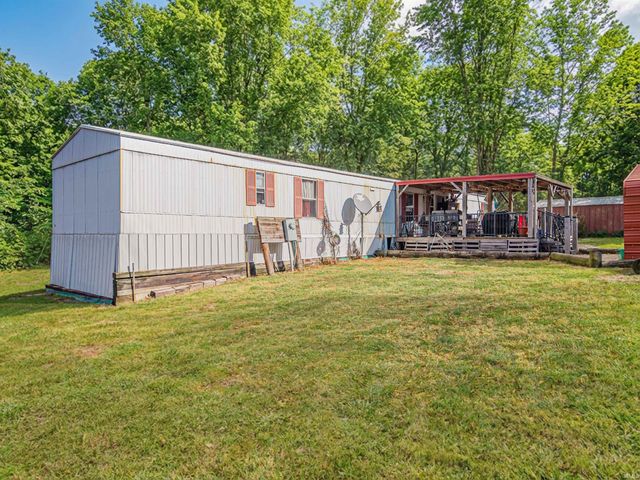 201 E COUNTY RD. 475 S., Winslow, IN 47598