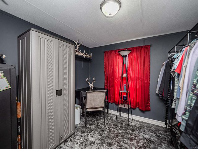 201 E COUNTY RD. 475 S., Winslow, IN 47598