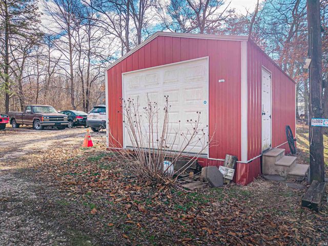 201 E COUNTY RD. 475 S., Winslow, IN 47598