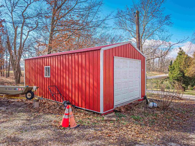 201 E COUNTY RD. 475 S., Winslow, IN 47598