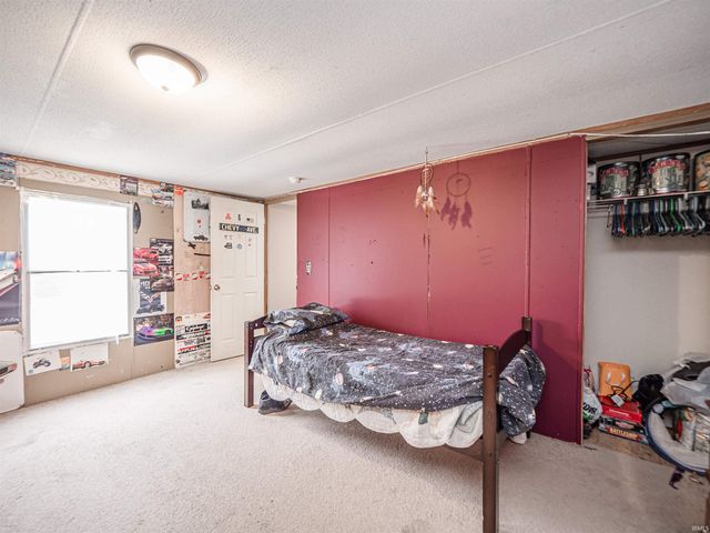 201 E COUNTY RD. 475 S., Winslow, IN 47598