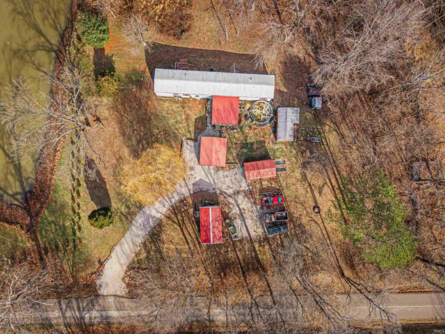 201 E COUNTY RD. 475 S., Winslow, IN 47598