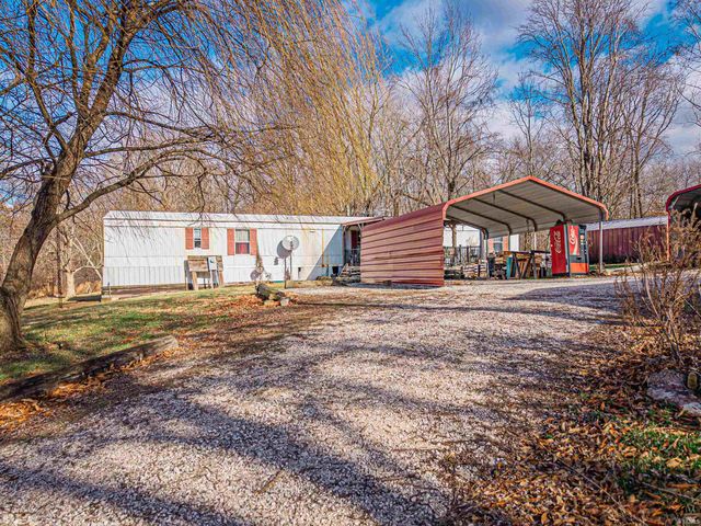 201 E COUNTY RD. 475 S., Winslow, IN 47598