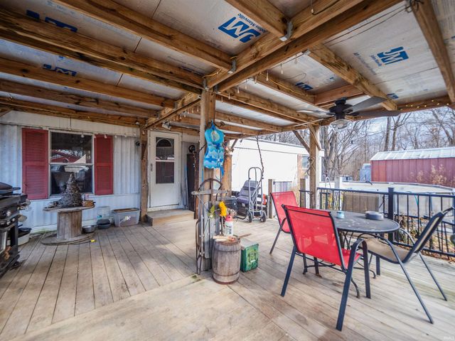 201 E COUNTY RD. 475 S., Winslow, IN 47598