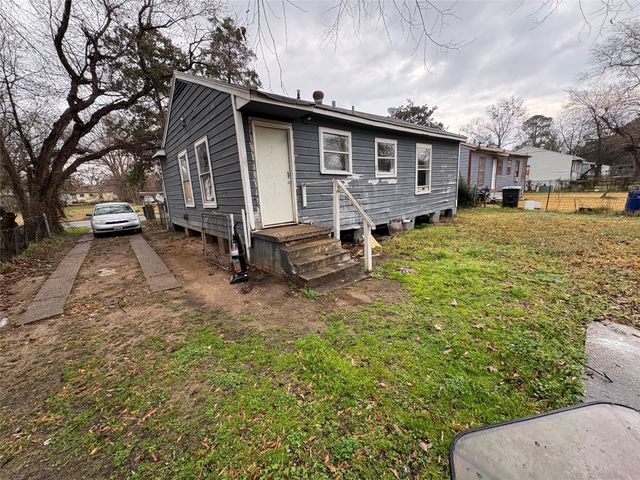 618 W 75th, Shreveport, LA 71106