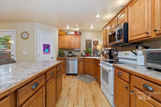 152 E Cassidy Dr., Meridian, ID 83646