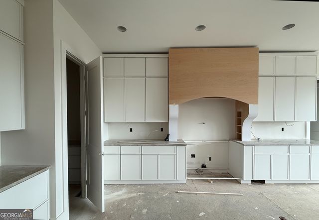 3267 N Bogan Road, Buford, GA 30518