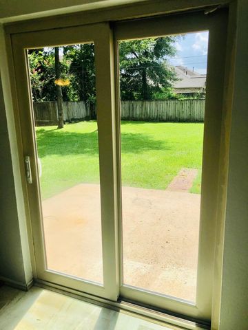 29021 Cherrywood Lane, Shenandoah, TX 77381