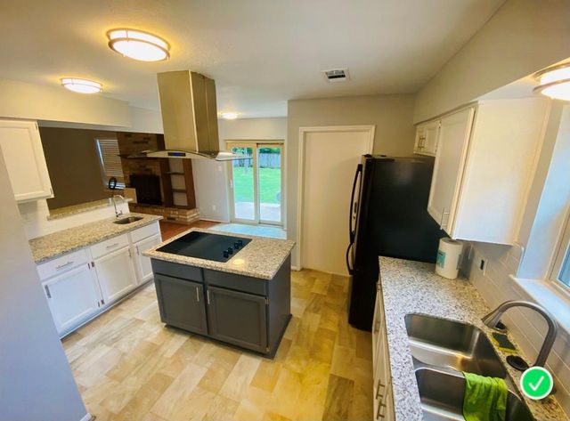 29021 Cherrywood Lane, Shenandoah, TX 77381