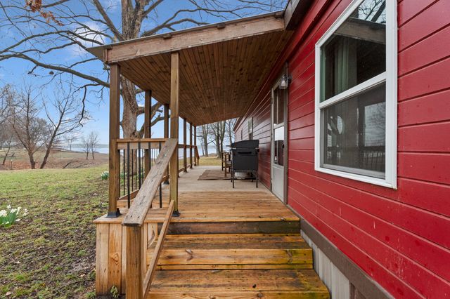 25200 S 607 Lane, Grove, OK 74344