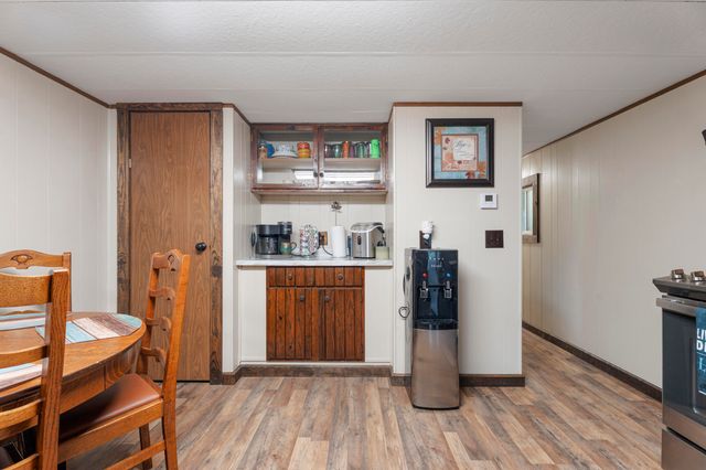 25200 S 607 Lane, Grove, OK 74344