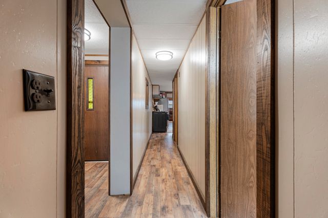 25200 S 607 Lane, Grove, OK 74344