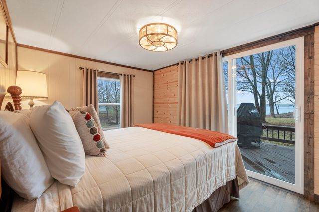 25200 S 607 Lane, Grove, OK 74344