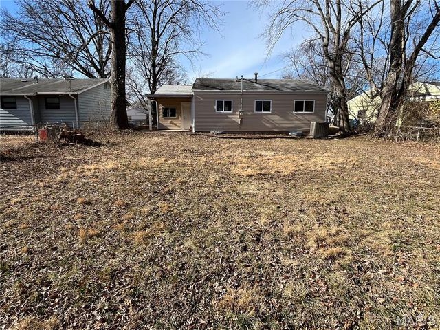 11035 Saturn Drive, Maryland Heights, MO 63043