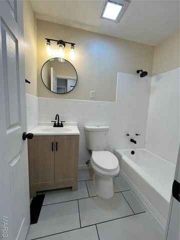 11035 Saturn Drive, Maryland Heights, MO 63043