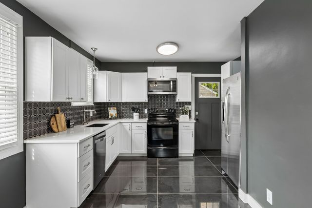 1518 Spence Ct, Nashville, TN 37210