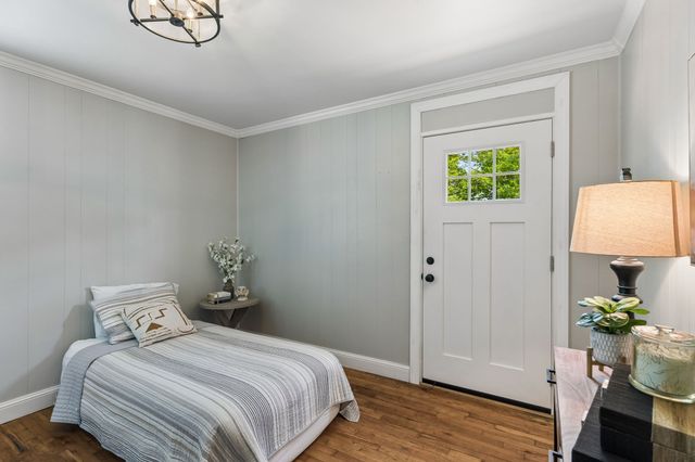 1518 Spence Ct, Nashville, TN 37210