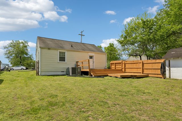 1518 Spence Ct, Nashville, TN 37210