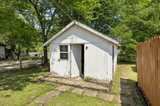 1518 Spence Ct, Nashville, TN 37210