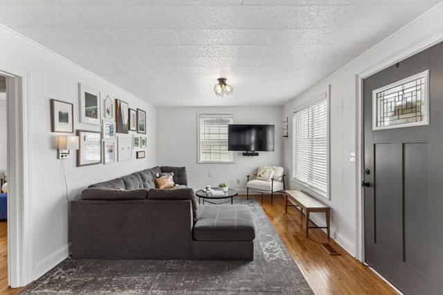 1518 Spence Ct, Nashville, TN 37210