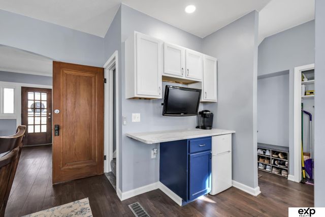 1944 S 50 Avenue, Omaha, NE 68106