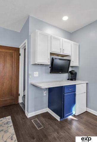 1944 S 50 Avenue, Omaha, NE 68106