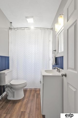 1944 S 50 Avenue, Omaha, NE 68106