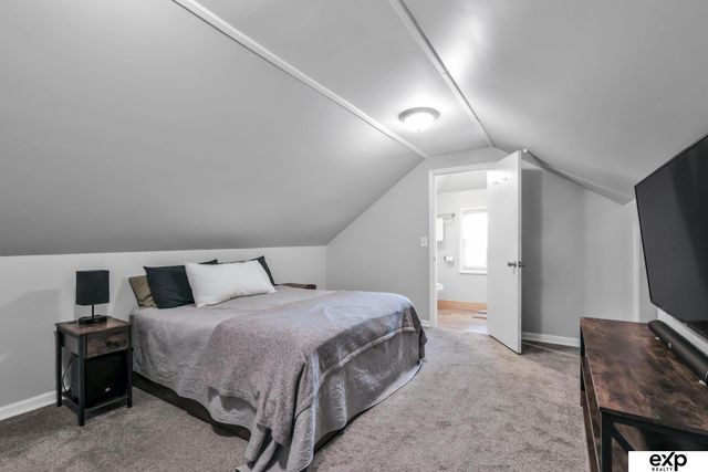 1944 S 50 Avenue, Omaha, NE 68106