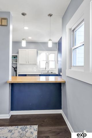 1944 S 50 Avenue, Omaha, NE 68106