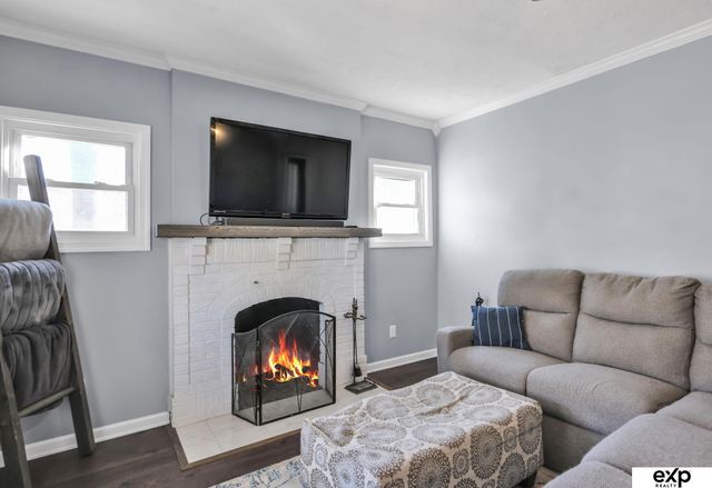 1944 S 50 Avenue, Omaha, NE 68106