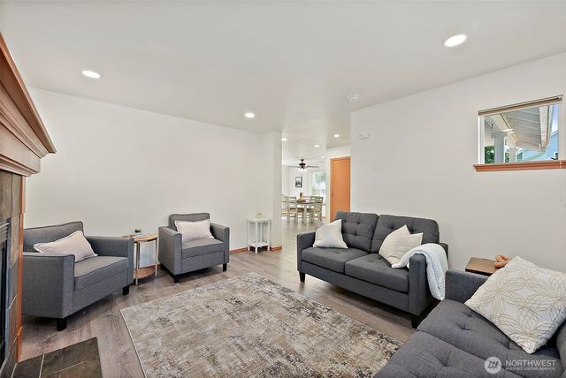 6920 Zenda Drive SE, Tumwater, WA 98501