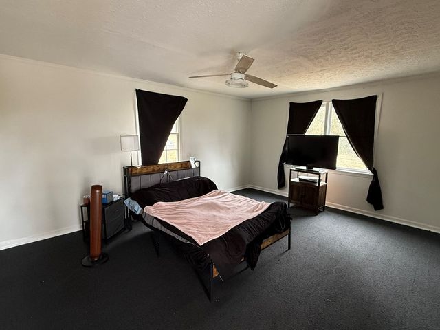 4 Perkins Street, Manchester, GA 31816