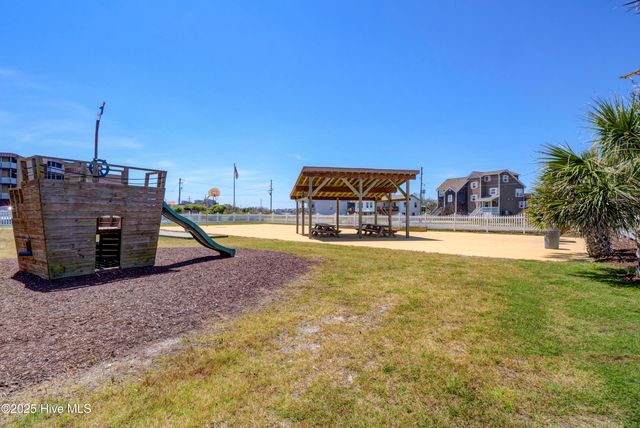 1840 New River Inlet Road 2203, North Topsail Beach, NC 28460