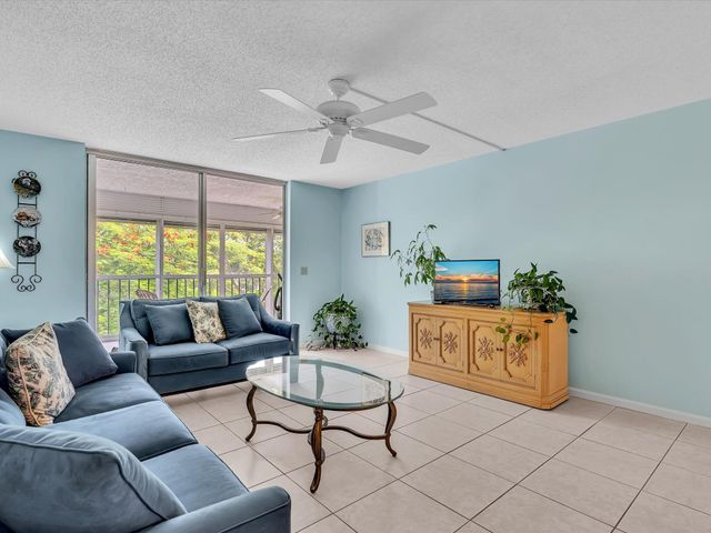 14701 Cumberland Drive 3060, Delray Beach, FL 33446
